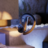 JBL Endurance Peak 3 earpiece with sound waves