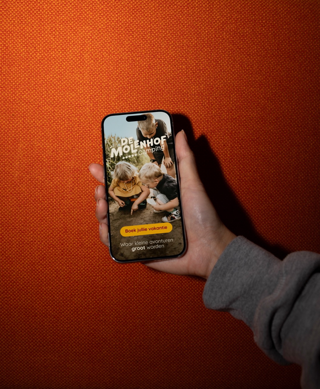 IPHONE MOCKUP 041 Large