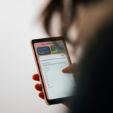 A person fills out the “Good, but is it true?” questionnaire on a smartphone